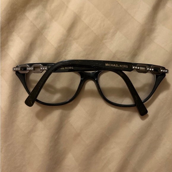 Michael Kors eye glasses - Picture 2 of 5
